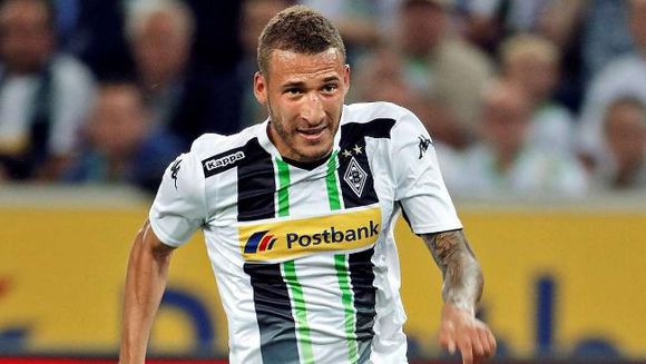 赛前体能课后,门兴格拉德巴赫队长鼓劲备战德国杯,目标明确,团队化学反应显著(门兴格拉德巴赫阵容) 赛前体能课后,门兴格拉德巴赫队长鼓劲备战德国杯,目标明确,团队化学反应显著(门兴格拉德巴赫阵容)